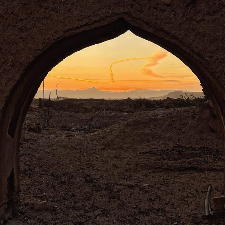 صورة ملتقطة بوقت الغروب من صباحات بلدة الغبّى